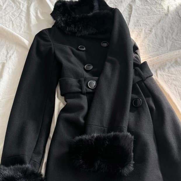 잉그니 고딕 오네갸루 펑크 퍼 트리밍 더블버튼 울코트