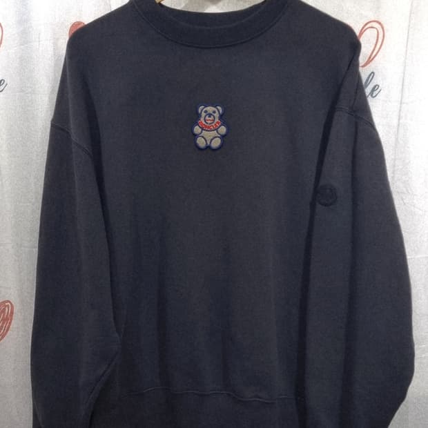 정품) 몽클레르  테디 베어 패치 스웨트 셔츠 