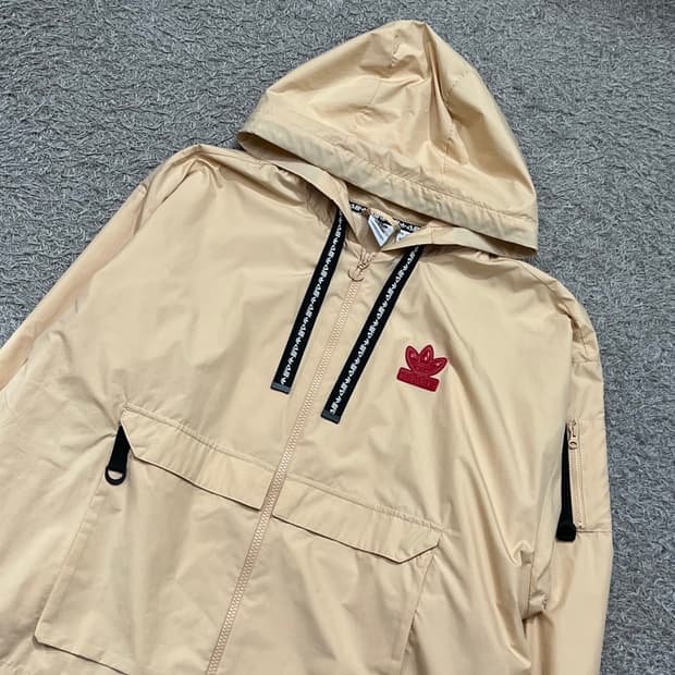 [95] 아디다스 바람막이