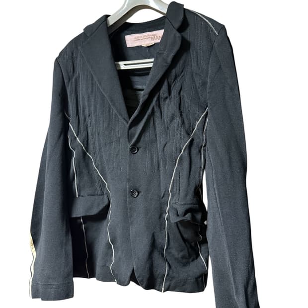 준야와타나베 주름가공 라인 디테일 자켓