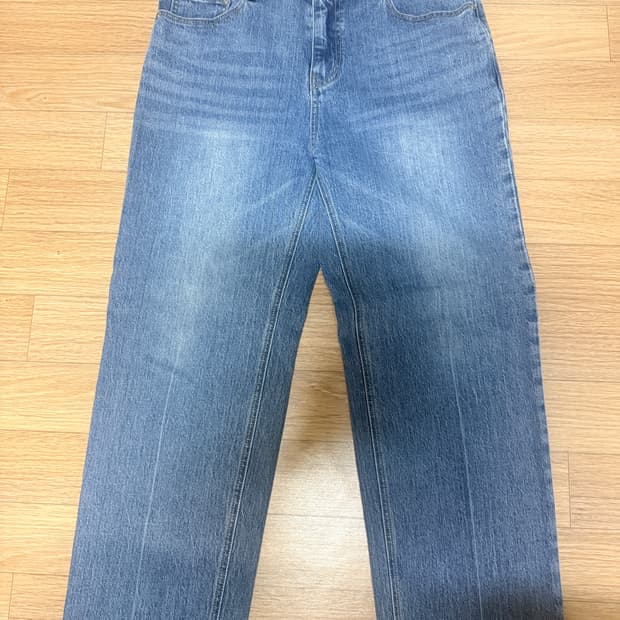 피스워크 뉴스탠 핏