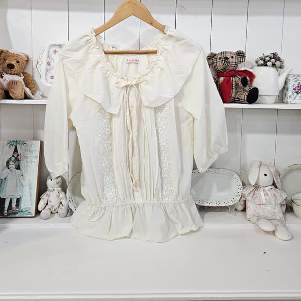 빅카라 레이스 블라우스