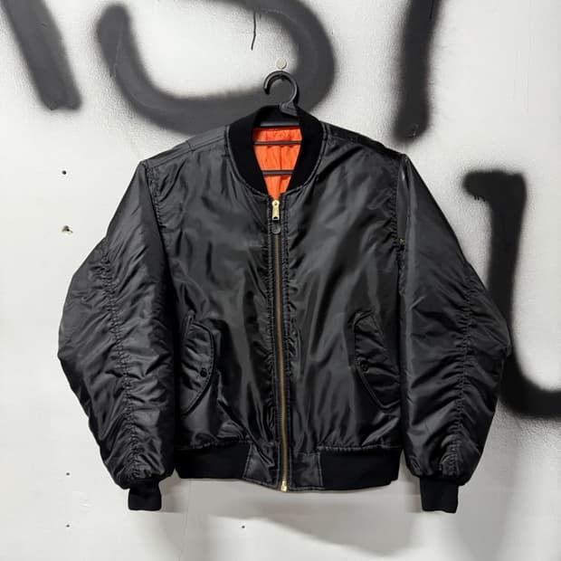 로스코 리버시블 Ma-1 플라이트 봄버 자켓 블랙