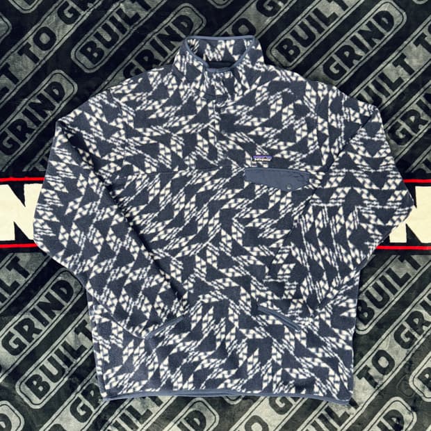 파타고니아 신칠라 스냅 티 풀 오버 신치드 플라이트 : 뉴 네이비