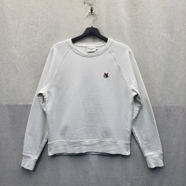 메종키츠네 폭스 패치 맨투맨 아이보리