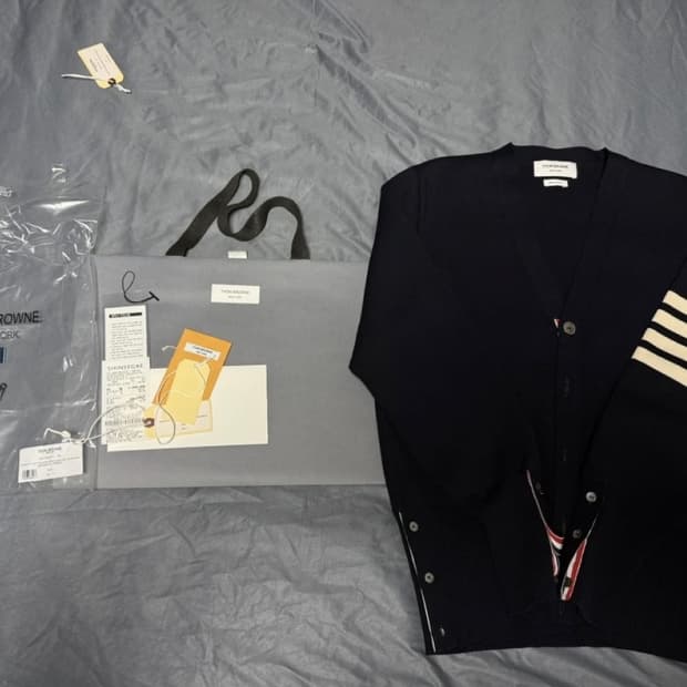 [백화점판] 톰브라운 밀라노스티치 가디건 사이즈3