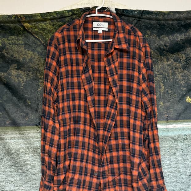 COS 체크 셔츠