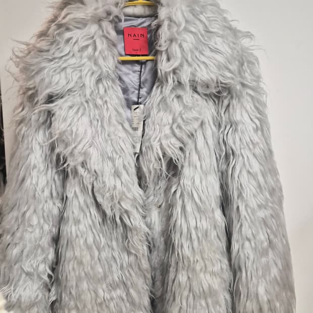 Nain 나인 그레이 퍼 코트 새상품