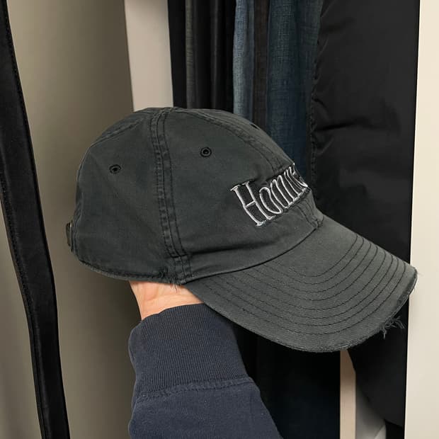 발렌시아가 옴므 볼캡 59L