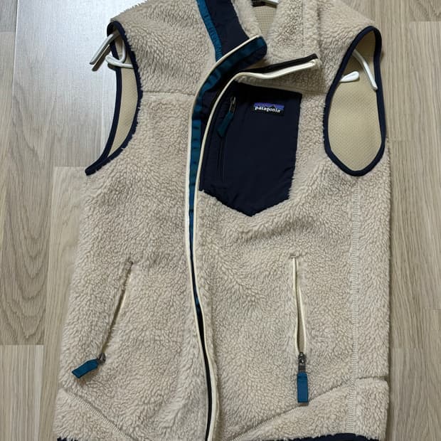 파타고니아 신칠라후리스조끼