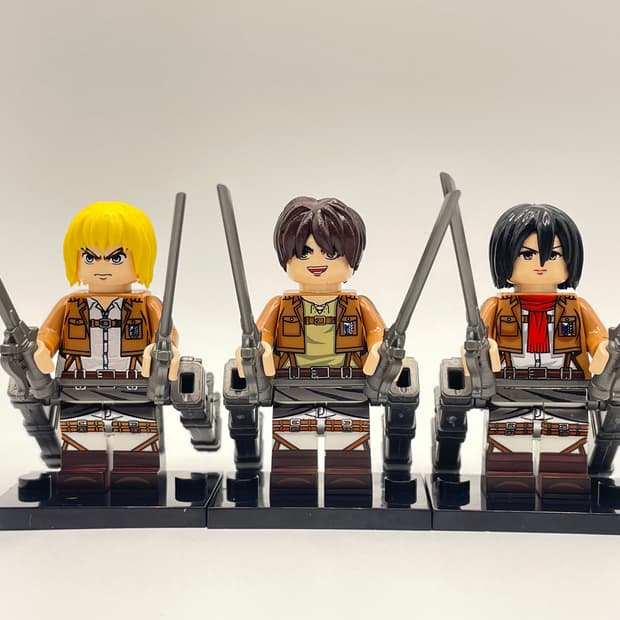 진격의 거인 피규어 3종