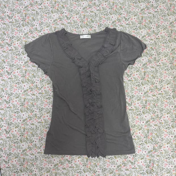 소프트 그레이 러플 슬림 탑