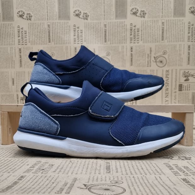 휠라 남성니트슬립온280