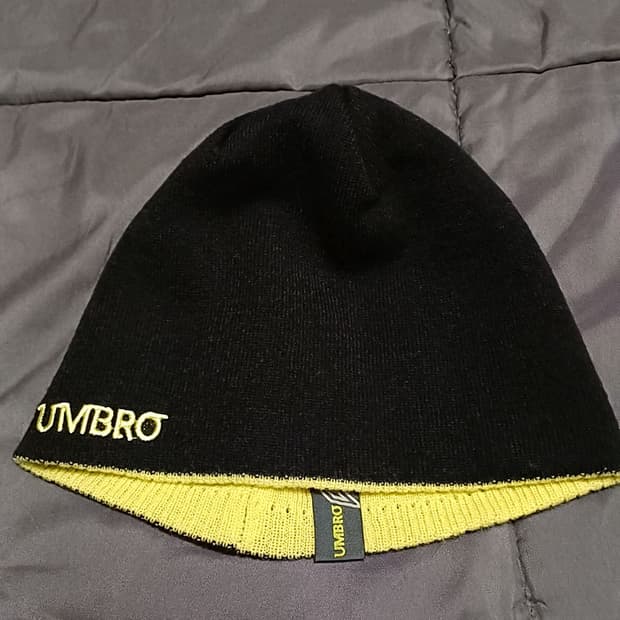 엄브로 얇은비니 Free