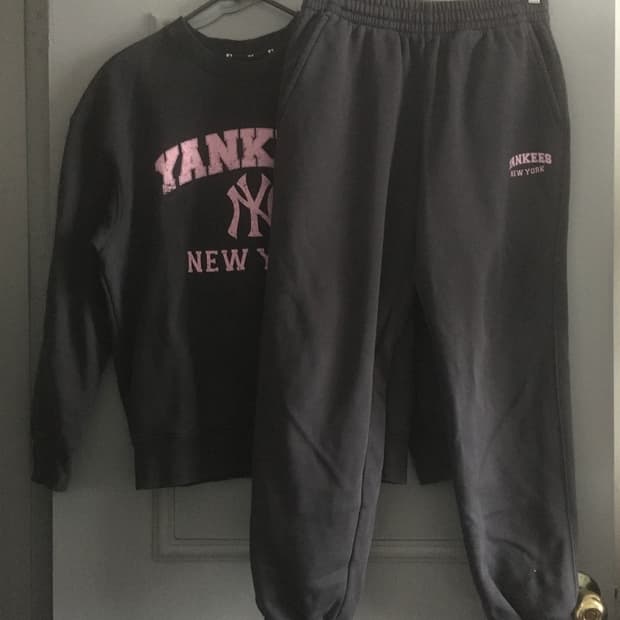 MLB 바시티 기모 오버핏 맨투맨 셋업