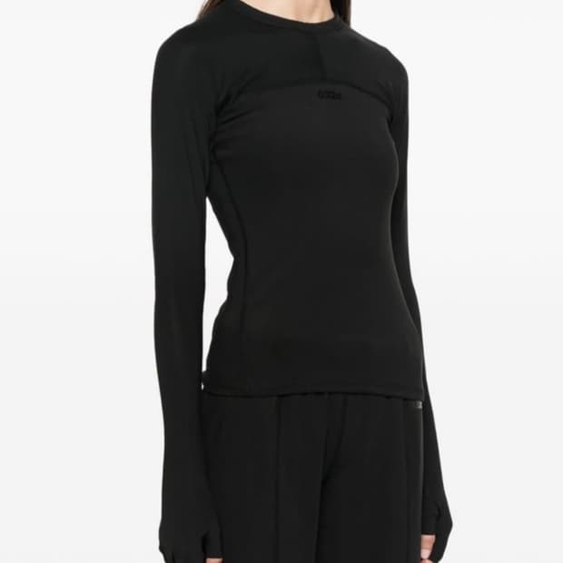 032c 글러브 슬리브 탑 M