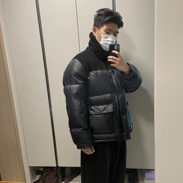 몽클레어 토즈 핸더스킴 스웨이드 패딩 