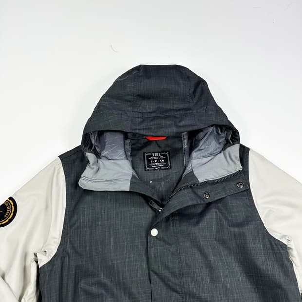 나이키 오레곤 헤이즈드 보드 후디 자켓 (실측 M)