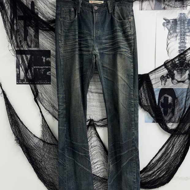 00s washing jeans