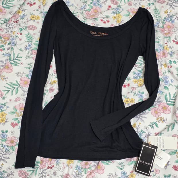 세실맥비 일본빈티지)오네갸루 긱시크 블랙 롱슬리브 긴팔티셔츠