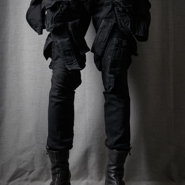 Julius SS15 가스마스크 팬츠