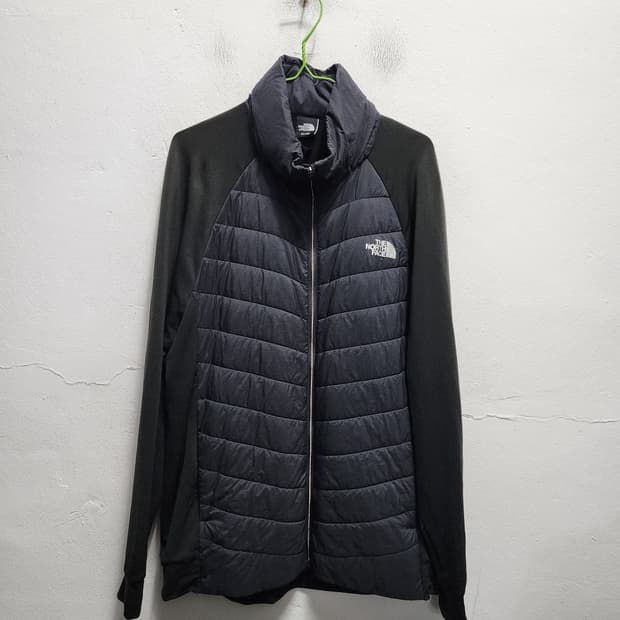 노스페이스 기능성 경량패딩 트랙탑