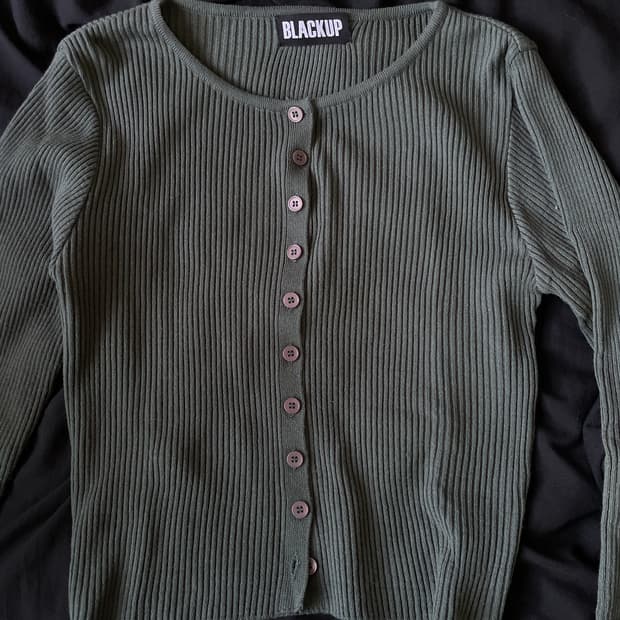 블랙업 가디건 카키