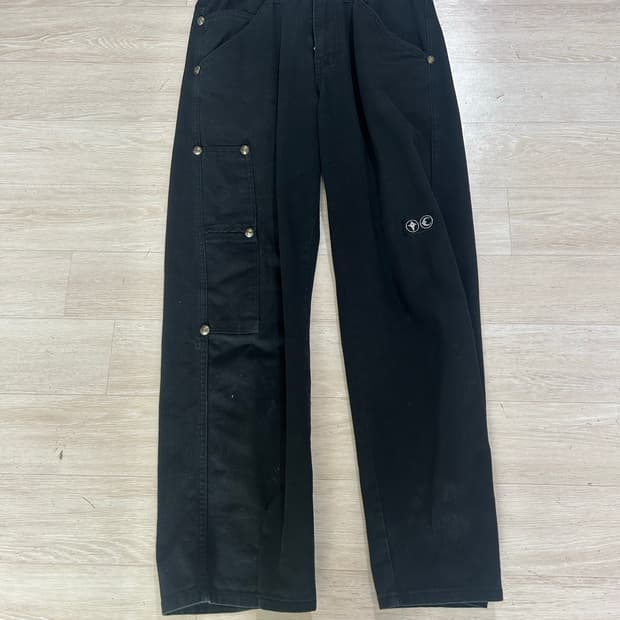 떠그클럽 팬츠 2사이즈 판매합니다