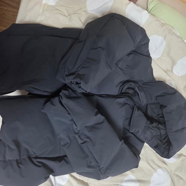 유니클로 패딩 판매합니다~