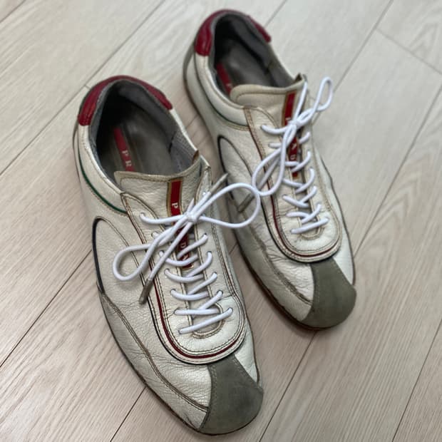  프라다 독일군 스니커즈 270