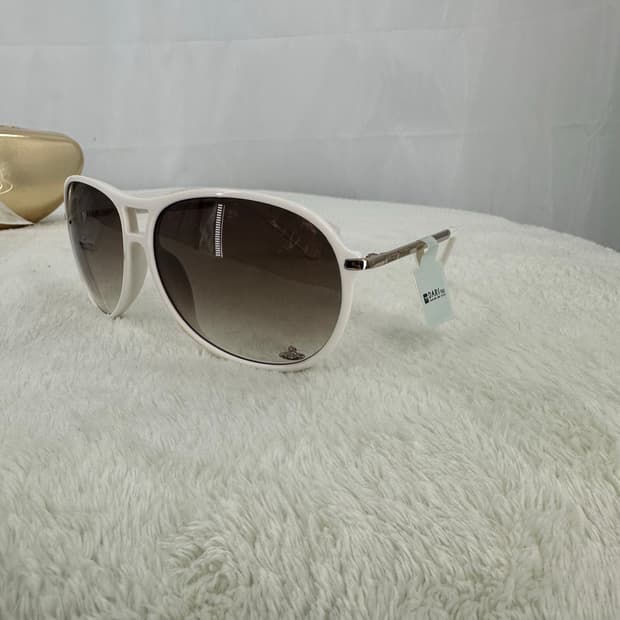 [새상품 무료배송] Made in Italy 비비안웨스트우드 선글라스