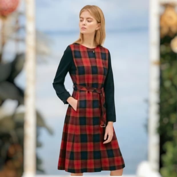 헤지스 울100 체크 미디원피스 85 / 미착용 / 정가 43만