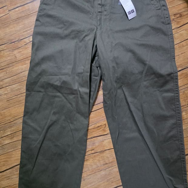 유니클로 U 와이드핏 치노팬츠 95(올리브) 새제품