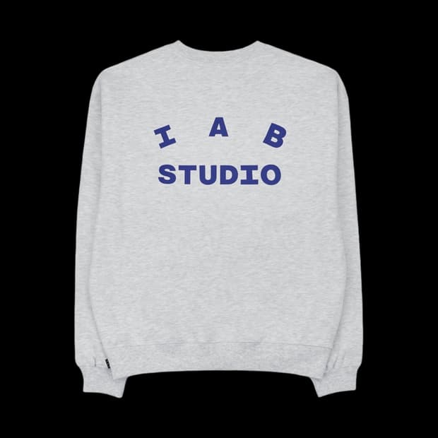 아이앱 스튜디오 맨투맨 S