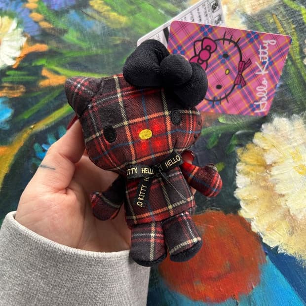 HELLO KITTY KEYRING 헬로 키티 체크무늬 키링