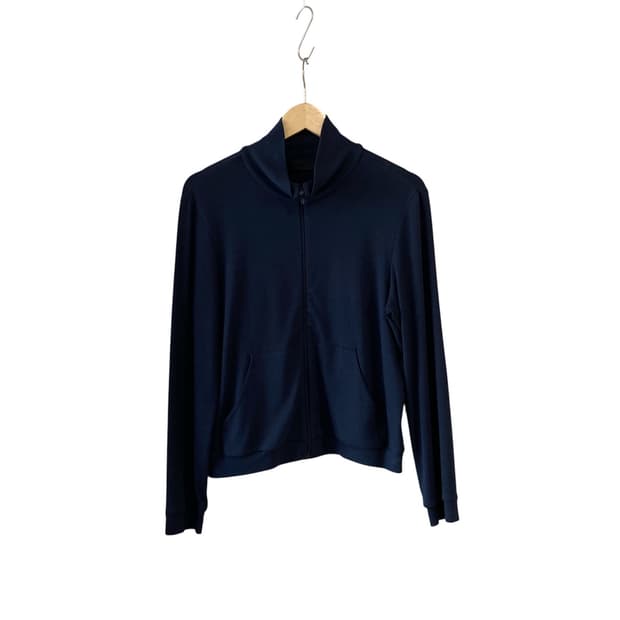 Neck Zip