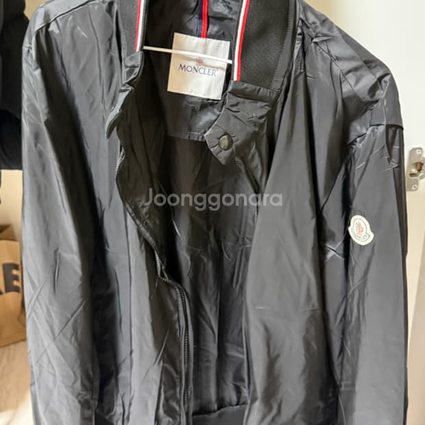 몽클레어 레페  자켓.    XL/XXL