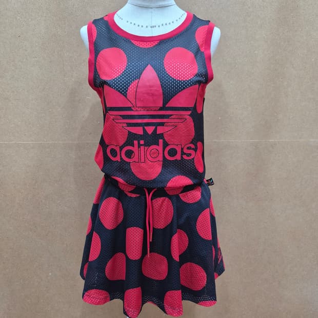 아디다스 × 퍼렐 윌리엄스 메쉬 도트 탱크&스커트 셋업