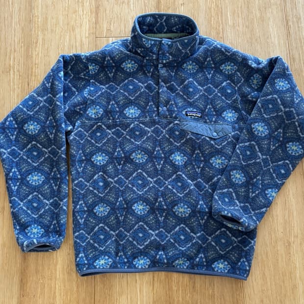 10s 파타고니아 신칠라 스냅-T 블루 아즈텍 패턴