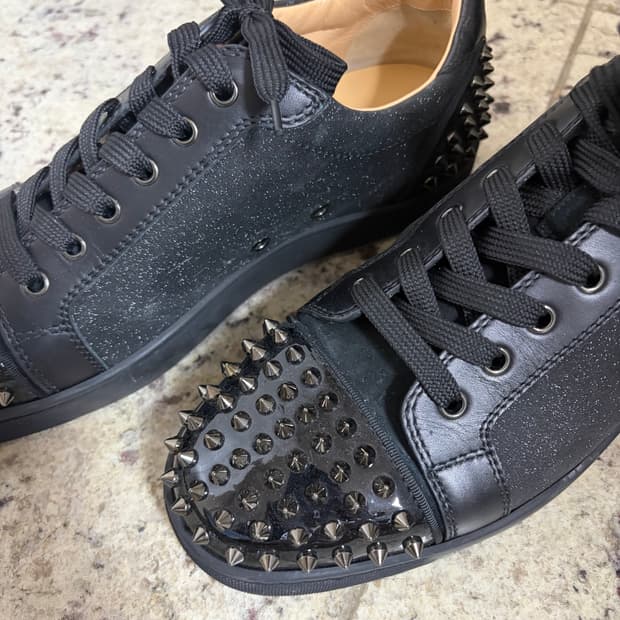 크리스찬 루부탱 스니커즈