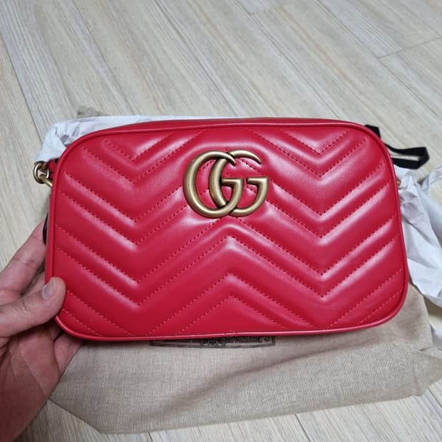 구찌 마몽 스몰 크로스백 새상품