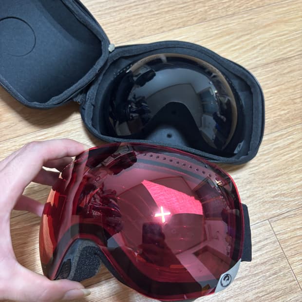 드래곤 스키 고글 레드/블랙 렌즈 케이스 포함