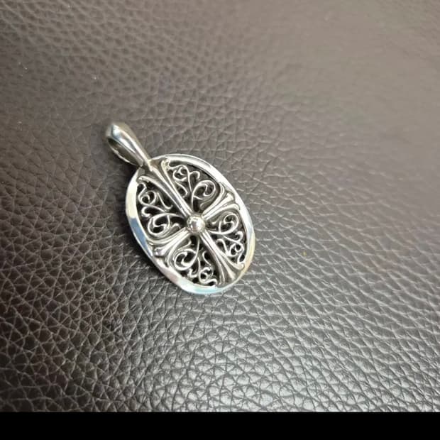 크롬하트 오발 팬던트