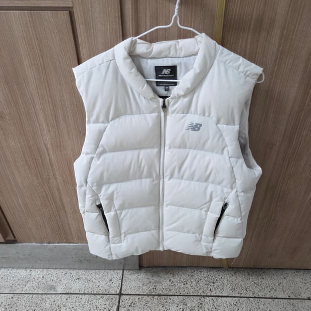 뉴발란스 오리 조끼 100