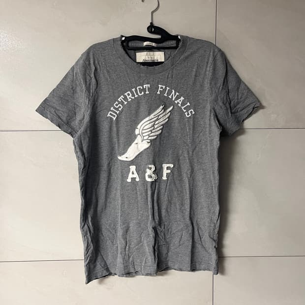 아베크롬비 A&F 반팔 그레이 [L]