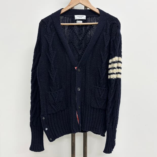 [2]톰브라운 사선완장 아란케이블 가디건