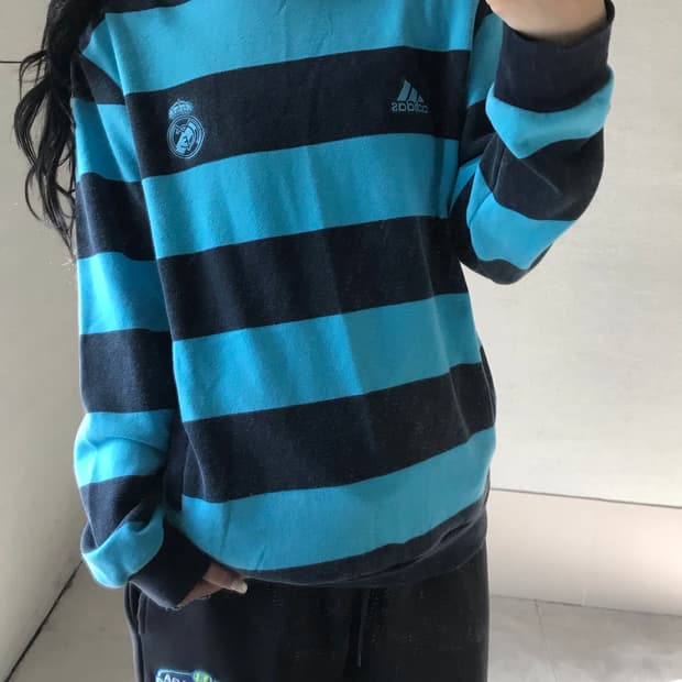 아디다스 레알마드리드 스트라이프 후드티