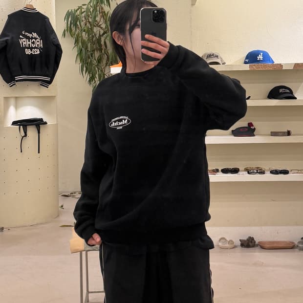 미스치프 로고 크루넥 맨투맨 U535