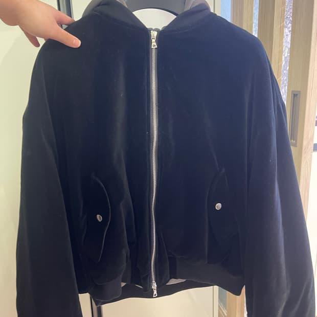 오늘만 서울2호선내 직거) 에모스탠스클럽 봄버