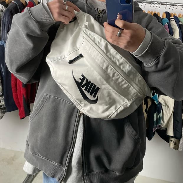 나이키 화이트 올드스쿨 슬링백